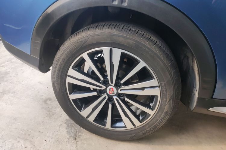 荣威RX5 2019款 20T 两驱自动4G互联铂金版车身外观6008