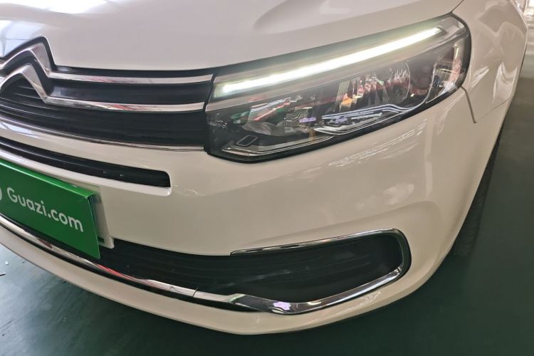 雪铁龙C5 2017款 350THP 自动舒适型局部细节36