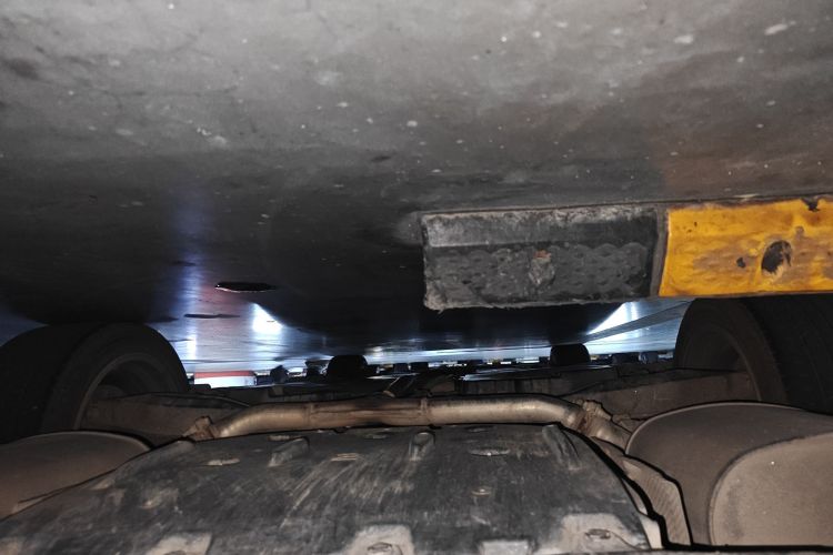 丰田 凯美瑞 2018款 2.0G 豪华版局部细节9009