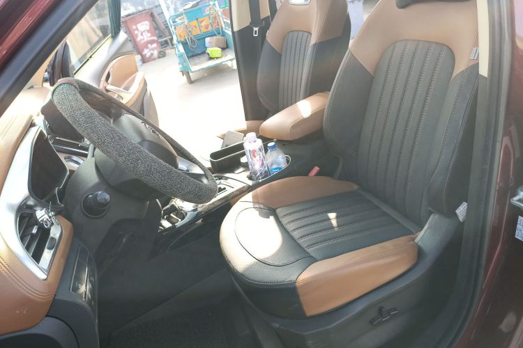 东南DX7 2017款 1.5T 自动豪华型中控内饰19