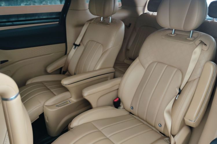 岚图汽车 岚图梦想家 2024款 PHEV 超长续航卓越版中控内饰7004