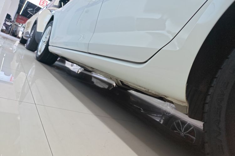 大众 高尔夫 2017款 230TSI 自动舒适百万辆纪念版局部细节9002