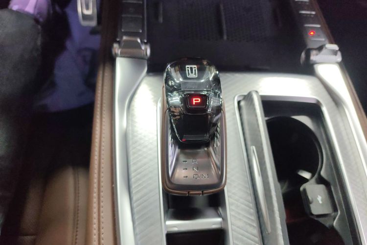 坦克700新能源 2024款 Hi4-T 极境版中控内饰18