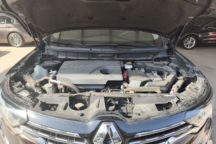 雷诺 科雷傲 2017款 2.0L 两驱舒适版机舱底盘24