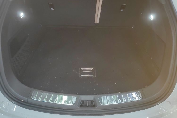 腾势N7 2025款 630 四驱智驾双激光旗舰版机舱底盘23