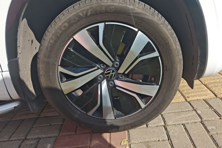 大众 探岳GTE插电混动 2020款 1.4T 豪华型车身外观10