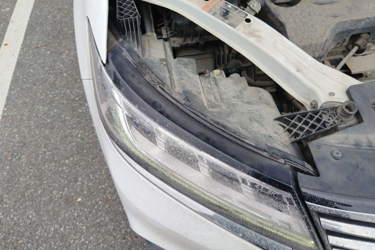 荣威RX5 2020款 20T 自动4G互联超越旗舰版车身外观8