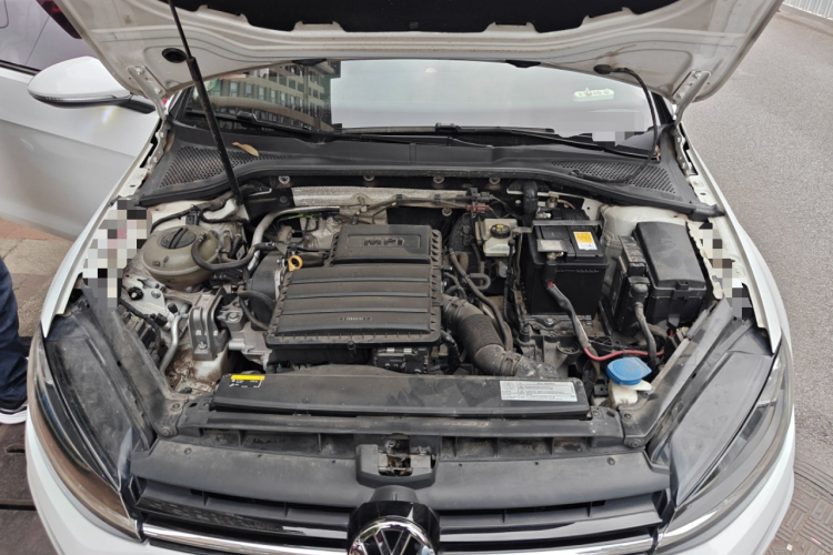 大众 高尔夫 2018款 1.6L 自动舒适型局部细节24