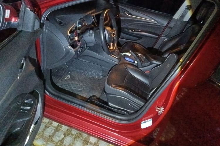 别克 英朗 2015款 15N 自动豪华型中控内饰7003