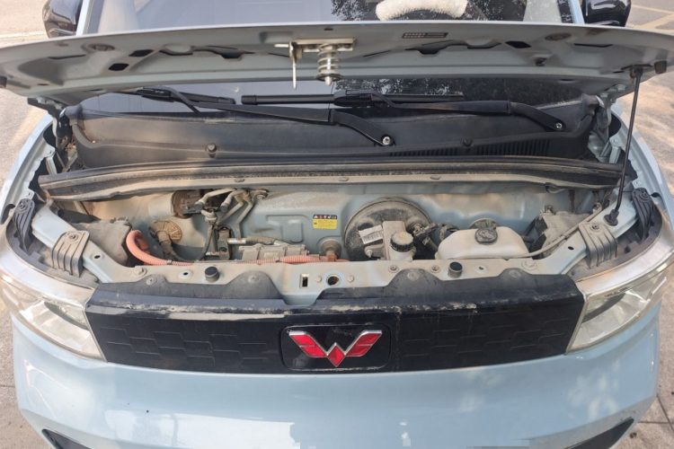 五菱汽车 宏光MINIEV 2020款 自在款 磷酸铁锂机舱底盘24