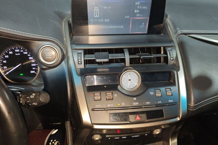 雷克萨斯NX 2017款 200 前驱 锋行版中控内饰16