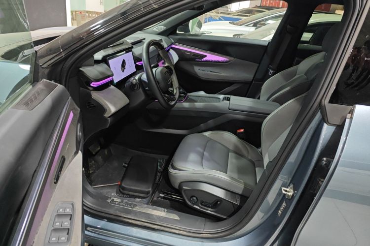 领克08 EM-P 2025款 245km 超长续航Halo中控内饰20