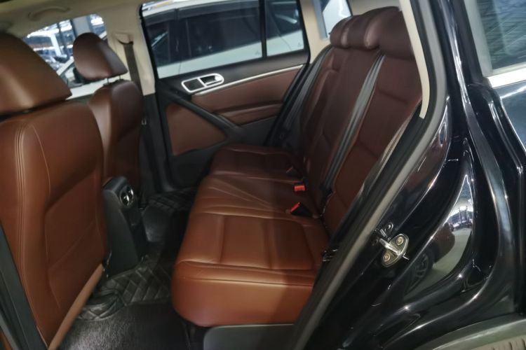 大众 途观 2015款 1.8TSI 自动两驱豪华型中控内饰7004