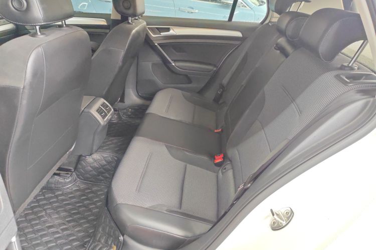 大众 高尔夫 2018款 1.6L 自动舒适型中控内饰21