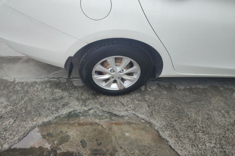 雪佛兰 2015款 赛欧3 1.3L 手动理想版车身外观6003