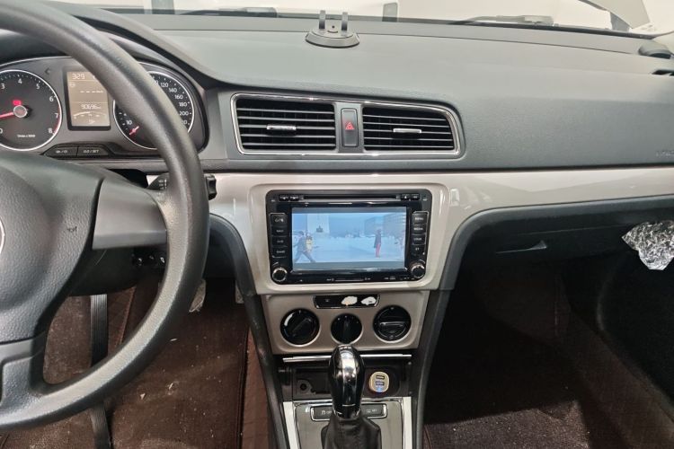 大众 朗逸 2013款 改款 1.4TSI DSG舒适版中控内饰16