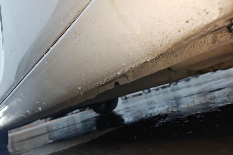 别克 君威 2014款 1.6T 时尚技术型机舱底盘29