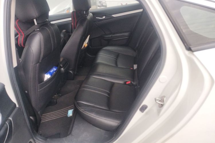 本田 思域 2016款 220TURBO CVT豪华版中控内饰21