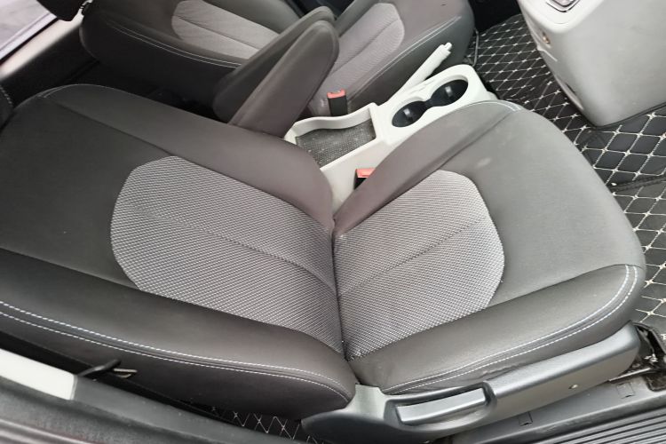 江淮瑞风 瑞风M3 2016款 宜家版 1.6L 豪华智能型局部细节41