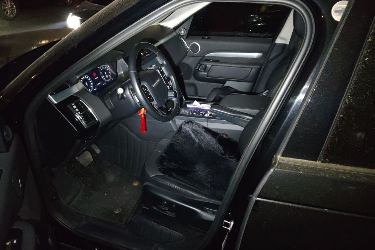 路虎 发现 2020款 3.0 SC V6 30周年特别版中控内饰19