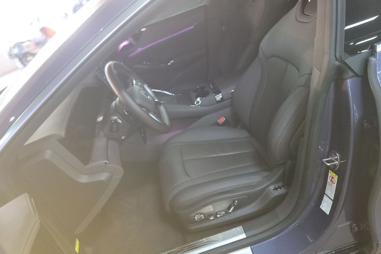 腾势Z9 2024款 1100km 四驱Max版中控内饰19