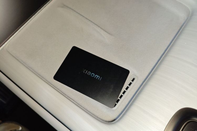 小米汽车 小米SU7 2024款 四驱超长续航高阶智驾Max版中控内饰7001