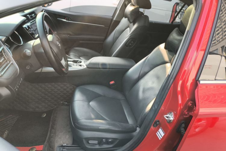 丰田 凯美瑞 2019款 改款 双擎 2.5HQ 旗舰版局部细节19