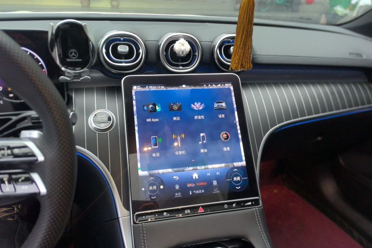奔驰C级 2024款 改款三 C 260 L 运动版中控内饰16