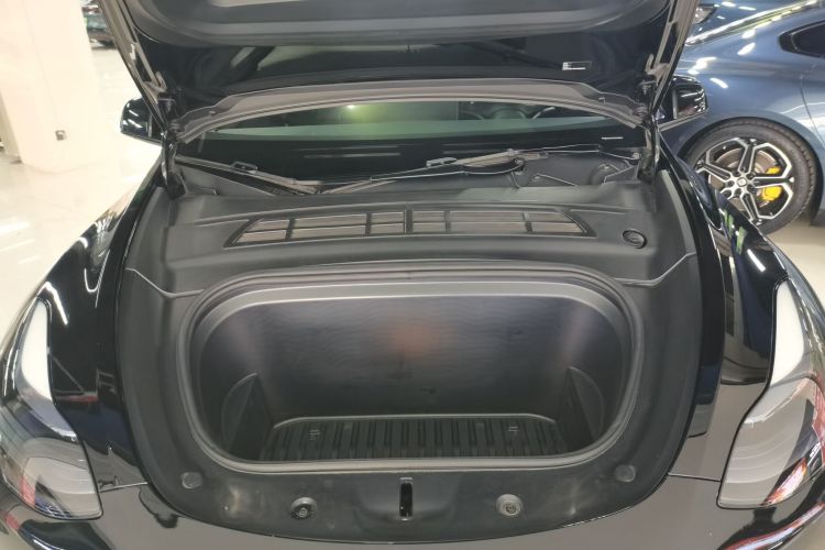 特斯拉 Model Y 2022款 改款 后轮驱动版局部细节24