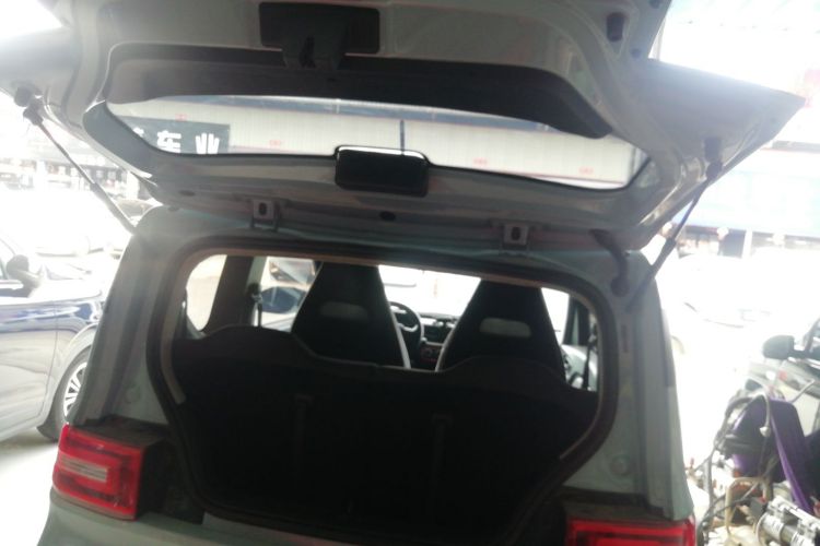 五菱汽车 宏光MINIEV 2022款 轻松款 三元锂中控内饰23