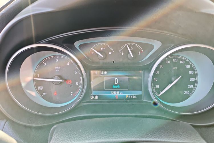 别克 昂科威 2015款 20T 四驱豪华型中控内饰14