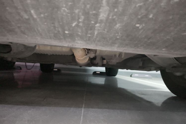 Jeep 自由侠 2018款 互联大屏版 180T 自动劲能版局部细节9008