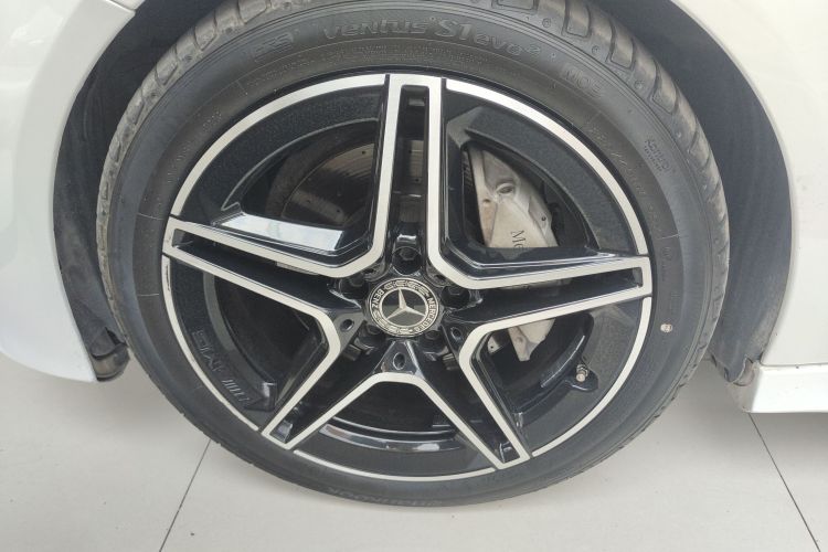 奔驰C级(进口) 2021款 C 200 轿跑车车身外观6007