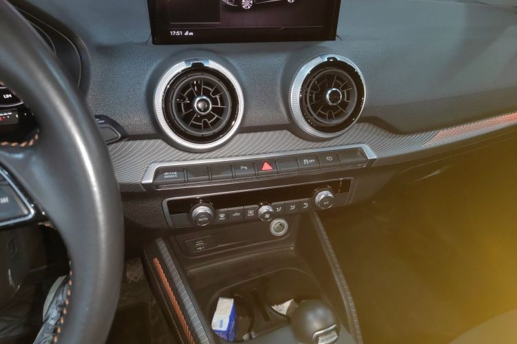 奥迪Q2L e-tron 2022款 Q2L e-tron 纯电智享型局部细节16