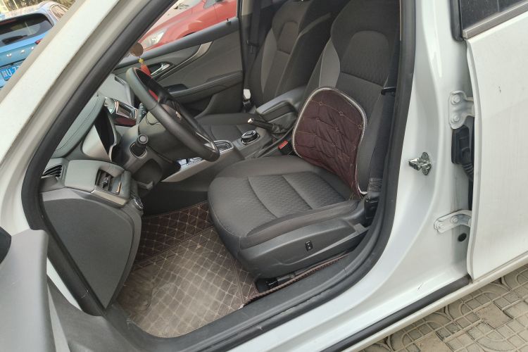 雪佛兰 迈锐宝 2018款 530T 自动舒适版中控内饰19