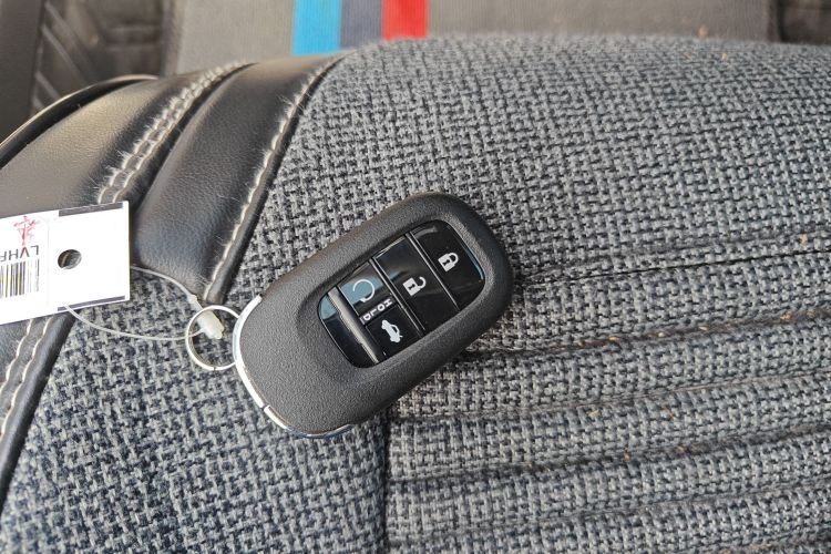 本田 思域 2023款 240TURBO CVT劲势版中控内饰11