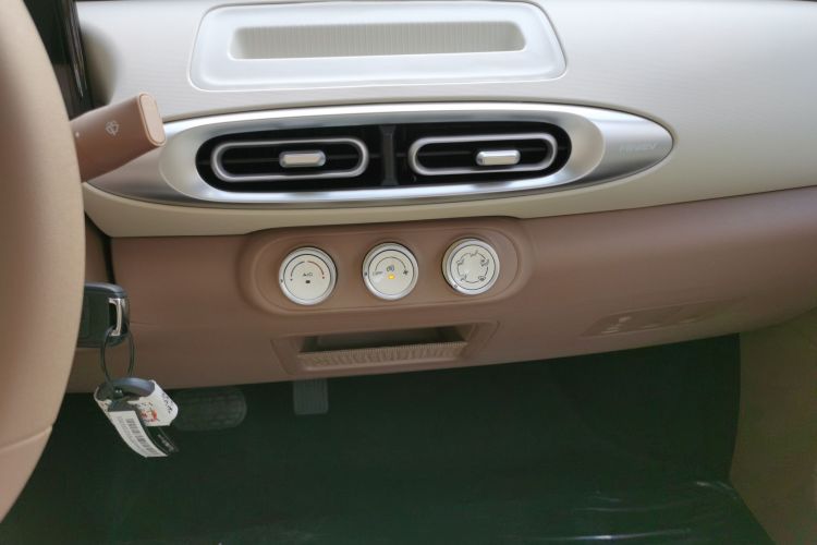 五菱汽车 宏光MINIEV 2025款 四门版 进阶款局部细节16