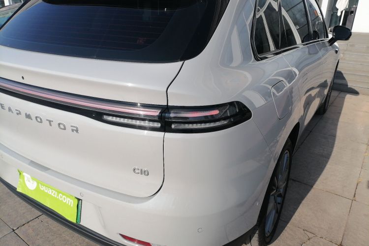 零跑汽车 零跑C10 2024款 210激光雷达版车身外观9