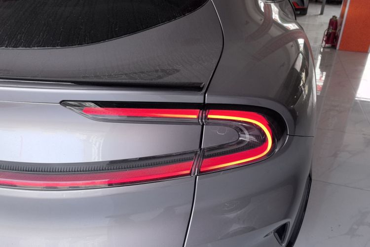 小米汽车 小米YU7 2025款 超长续航后驱版车身外观6006