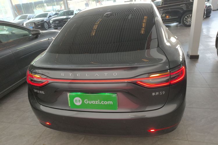 鸿蒙智行 享界S9 2024款 纯电 Ultra 四驱旗舰版车身外观6004