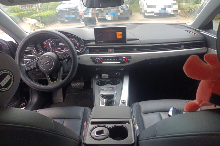 奥迪A5 2019款 Sportback 45 TFSI 时尚型中控内饰7002
