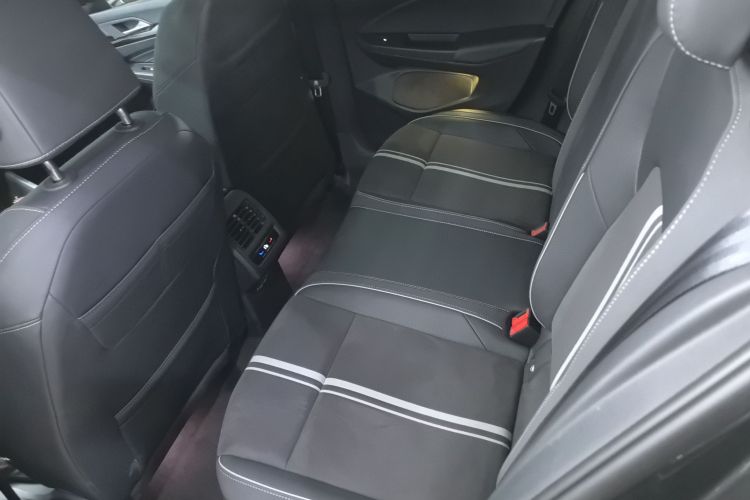 大众 高尔夫 2023款 改款 280TSI DSG R-Line Lite中控内饰21