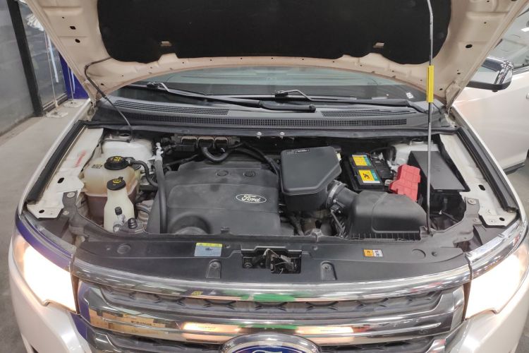 福特 锐界(进口) 2012款 3.5L 尊锐型机舱底盘24