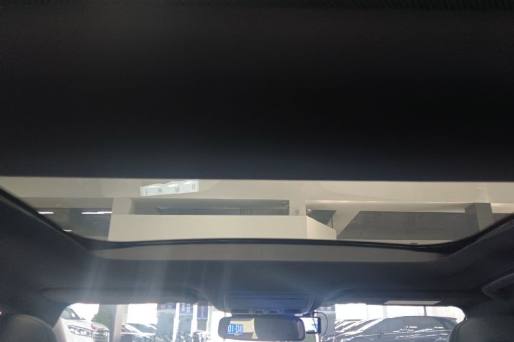 福特 福克斯 2022款 三厢 EcoBoost 180 自动ST Line局部细节22