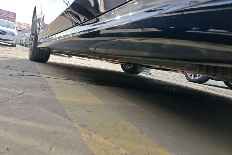 宝马3系 2021款 改款二 325Li M运动套装局部细节9002