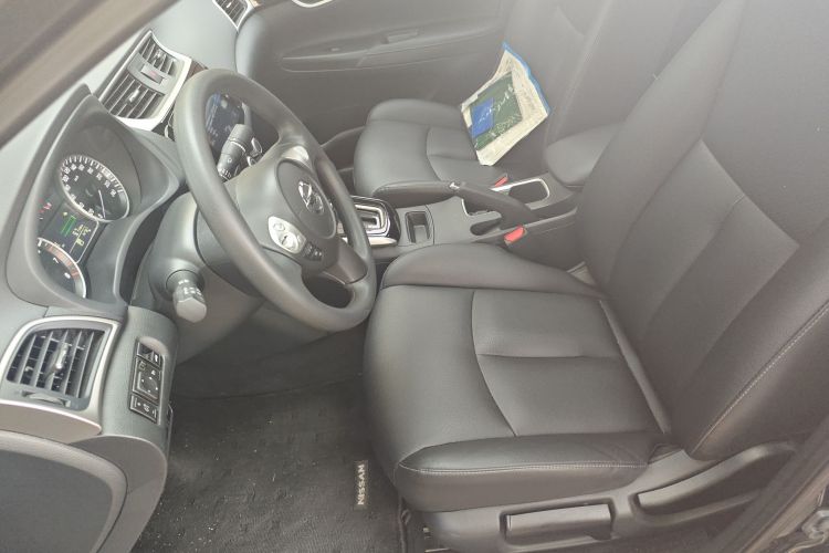 日产 轩逸 2022款 经典 1.6XL CVT豪华版中控内饰19