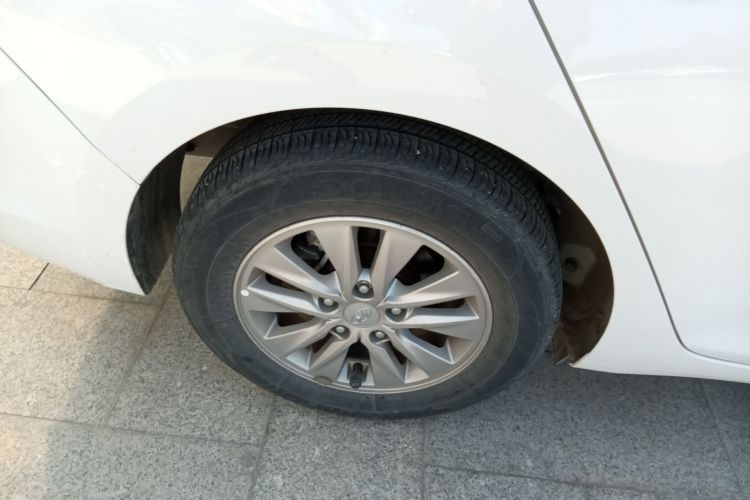 现代 悦动 2020款 1.6L 自动GL悦目版车身外观6008