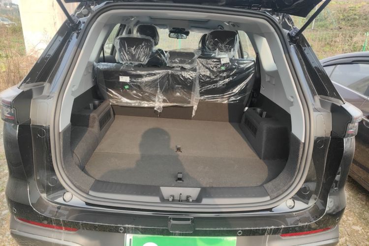 奇瑞 风云T8 2025款 1.5T 130km 舒适版5座机舱底盘23