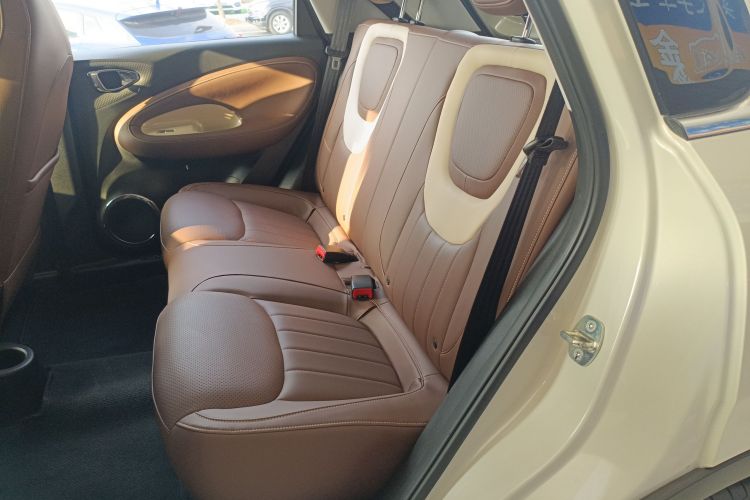 五菱汽车 五菱缤果 2023款 333km 悦享+款中控内饰21