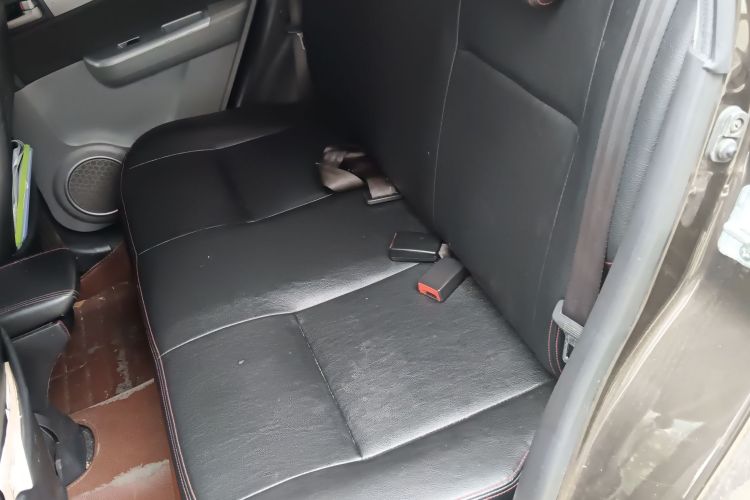 铃木 雨燕 2013款 1.5L 手动20周年限量版中控内饰21